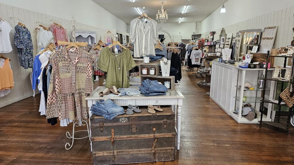 Deasee's boutique in Lompoc