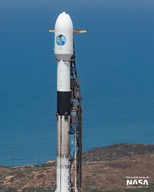A new SpaceX Starlink mission is scheduled for launch from Vandenberg Space Force Base on July 7th at 5:00pm*. Lompoc is the BEST place to view rocket launches, so check out our blog for more info! Link in Bio

*Date and time subject to change. Check our website for updates.

📷 @pacalin